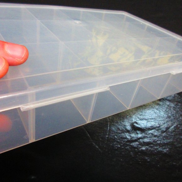 Plastic 17 Compartment Bead Storage Jewelry Organizer - Picture 4 of 6